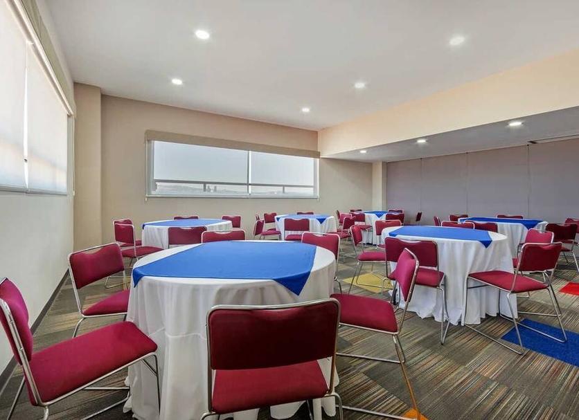 Ruang konferensi Foto