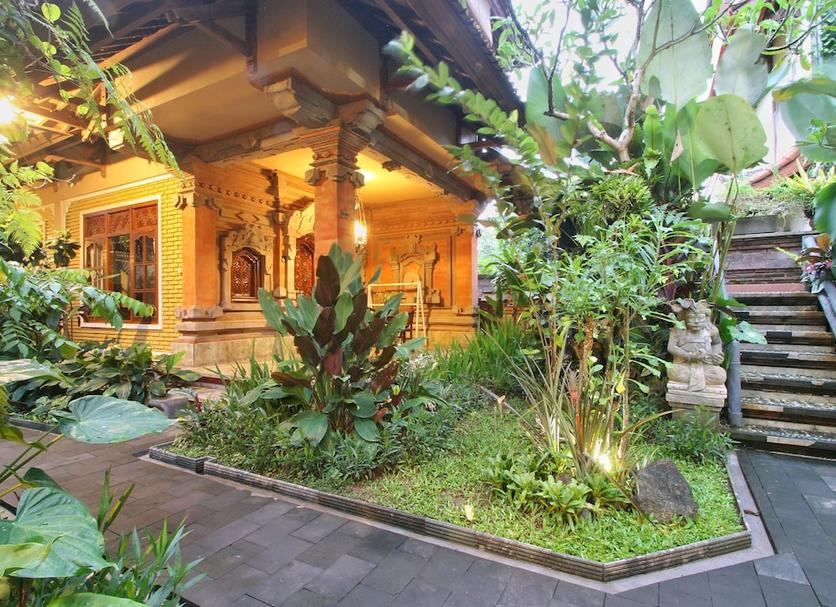 Pemandangan luar Foto