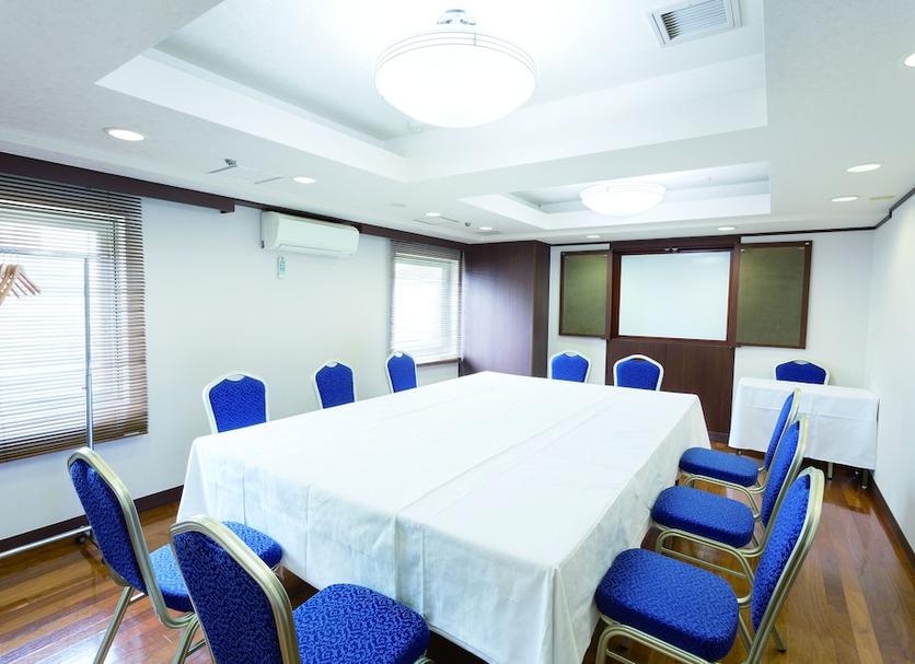 Ruang konferensi Foto