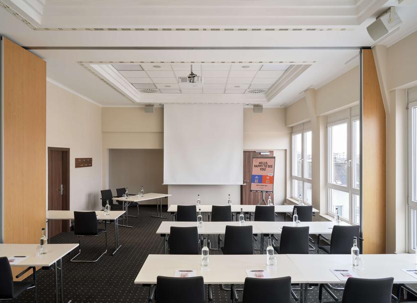 Ruang konferensi Foto