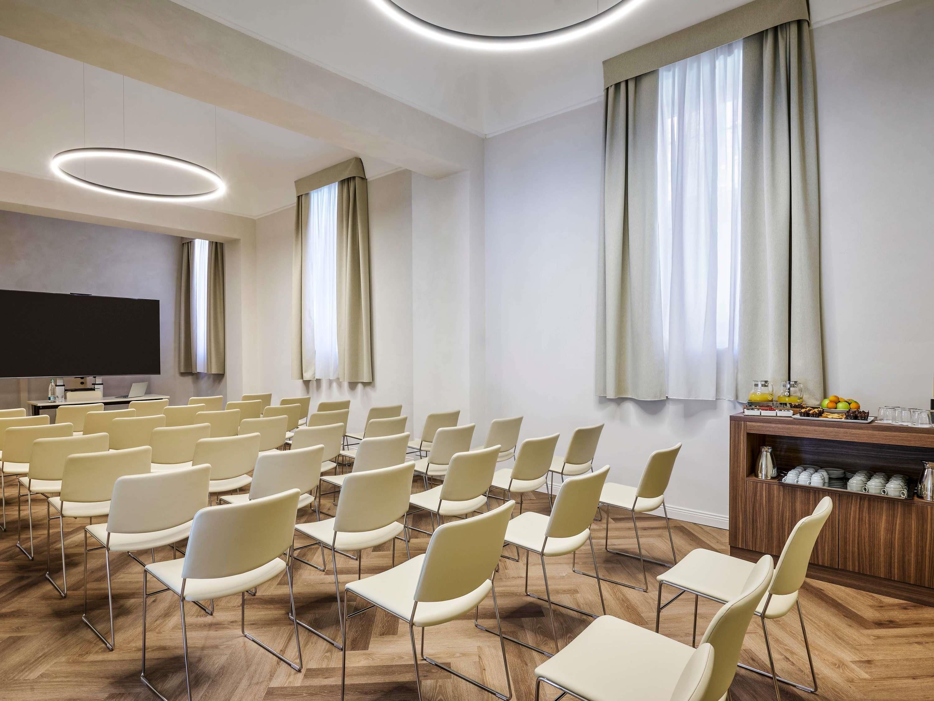Ruang konferensi