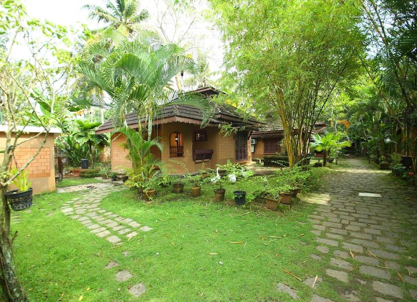 Pemandangan luar Foto