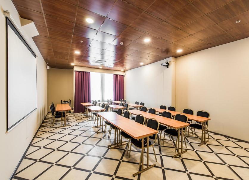 Ruang konferensi Foto