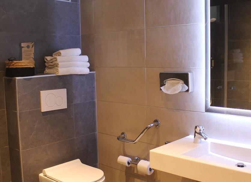 Kamar Mandi Foto