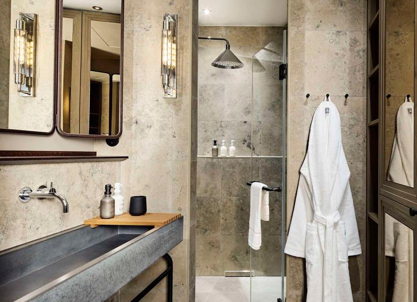 Kamar Mandi Foto