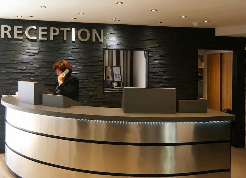 Resepsionis Foto