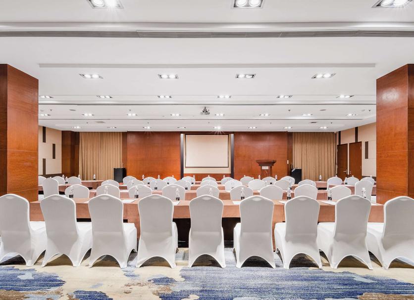 Ruang konferensi Foto