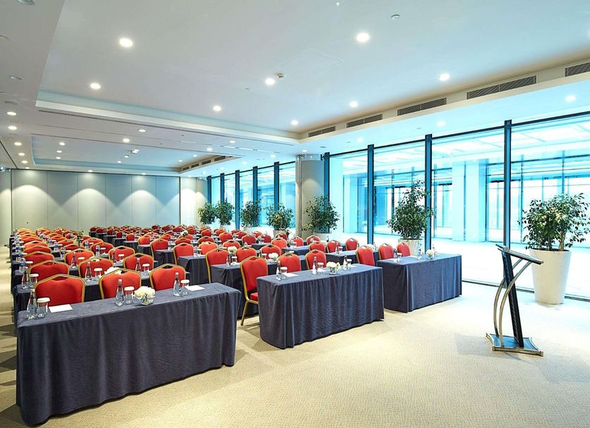 Ruang konferensi Foto