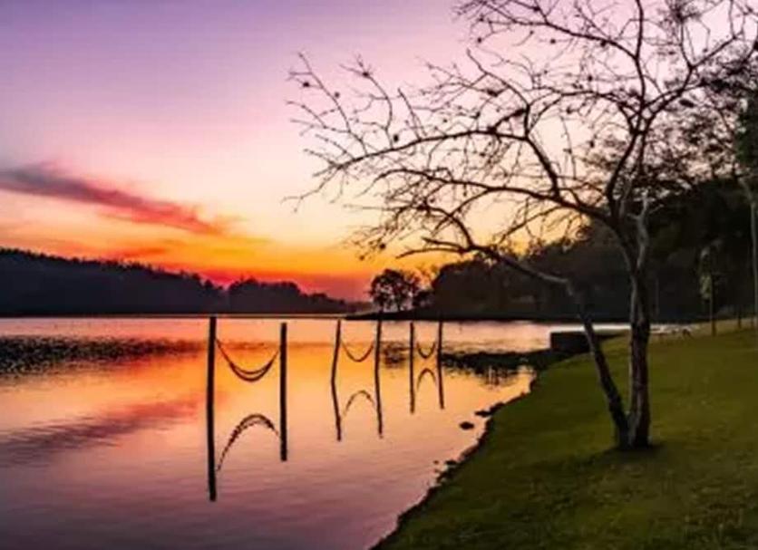 Pemandangan luar Foto
