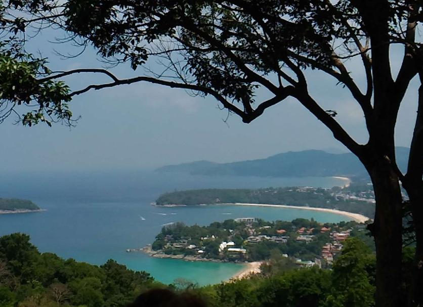 Pemandangan luar Foto