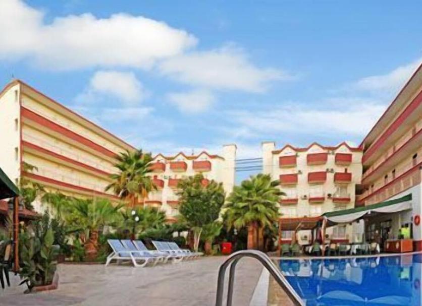 Kolam Foto