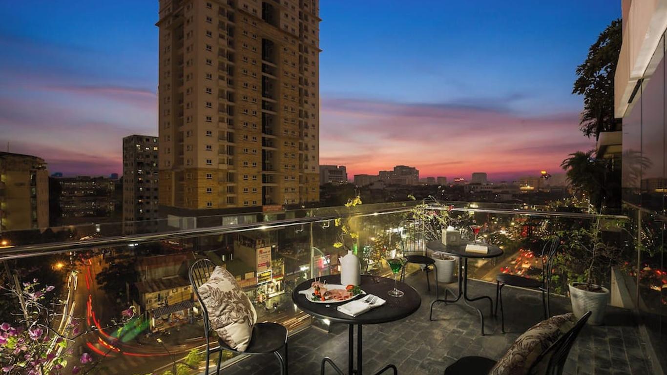 Parkside Sunline Hotel