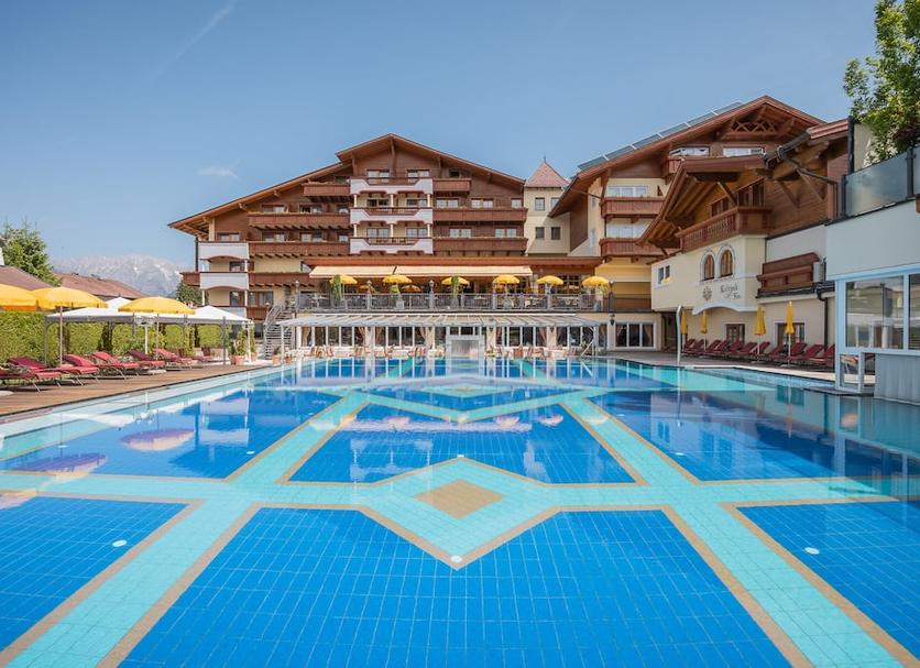 Kolam Foto