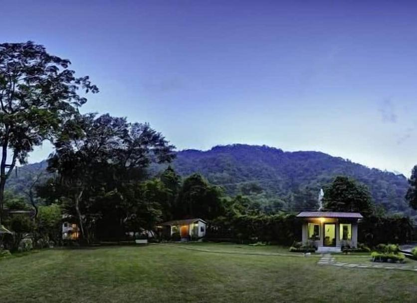 Pemandangan luar Foto