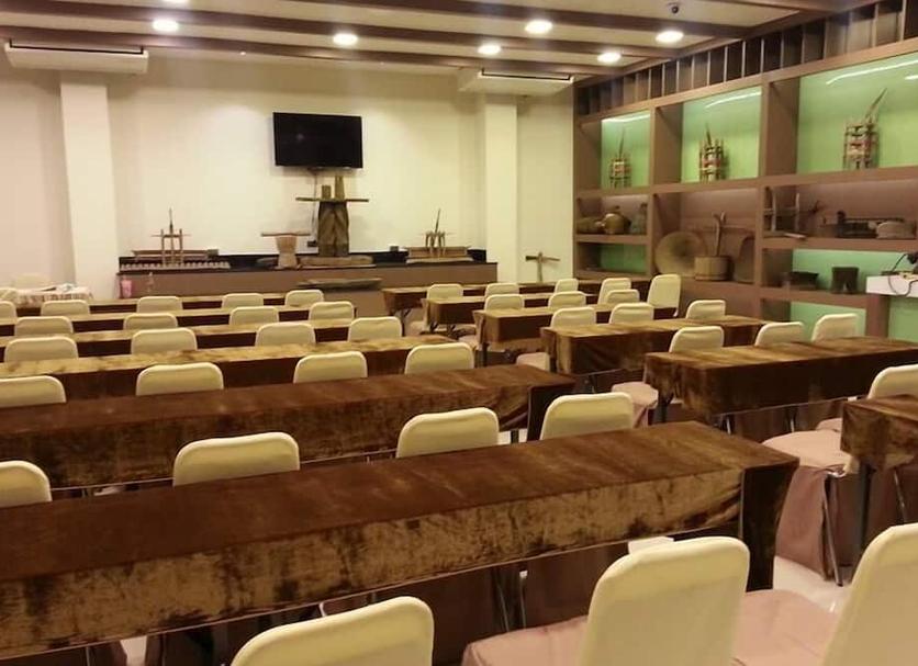 Ruang konferensi Foto