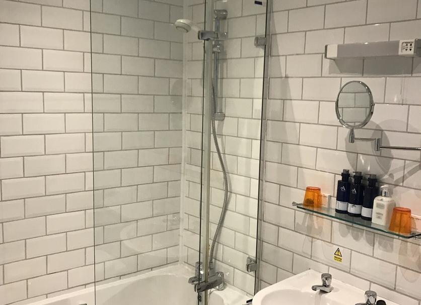 Kamar Mandi Foto