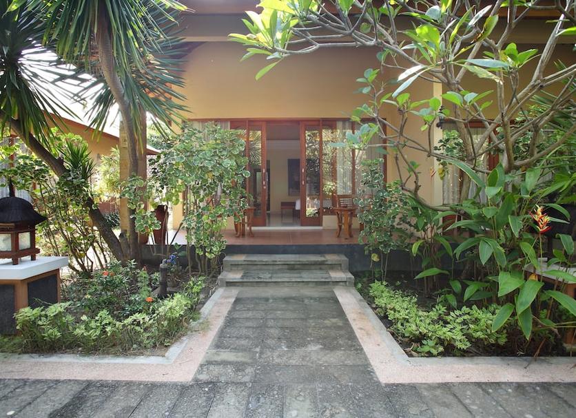 Pemandangan luar Foto