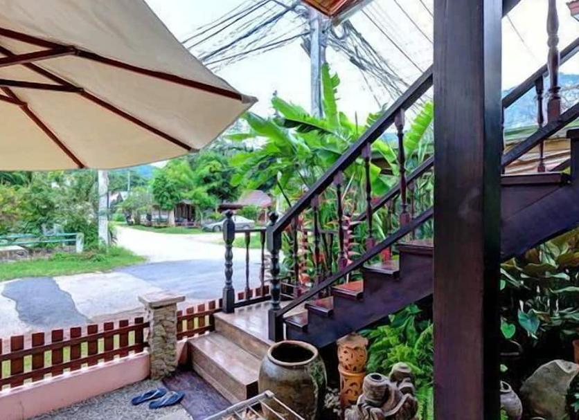 Pemandangan luar Foto