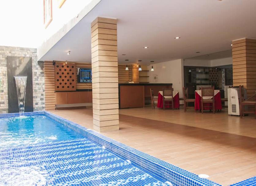 Kolam Foto