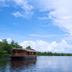 Pemandangan luar