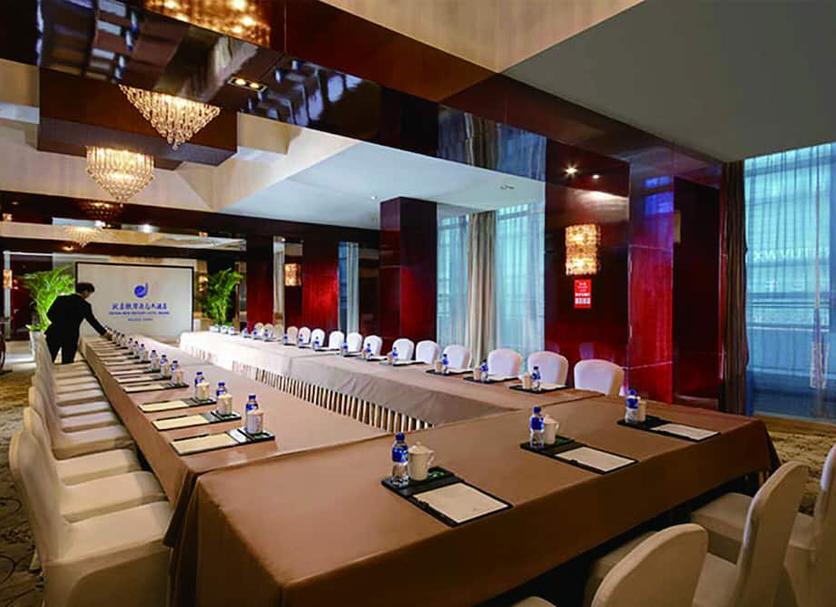 Ruang konferensi Foto