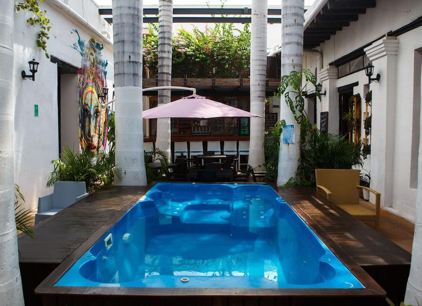 Kolam Foto