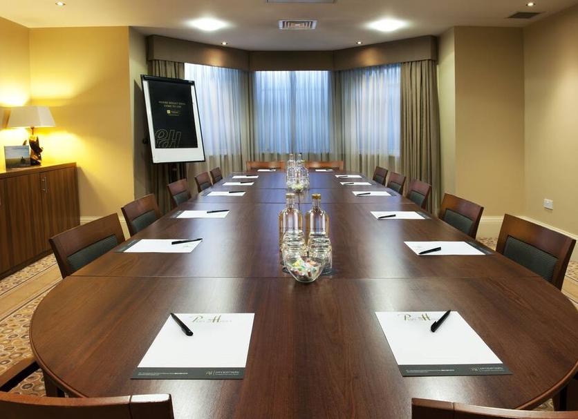 Ruang konferensi Foto