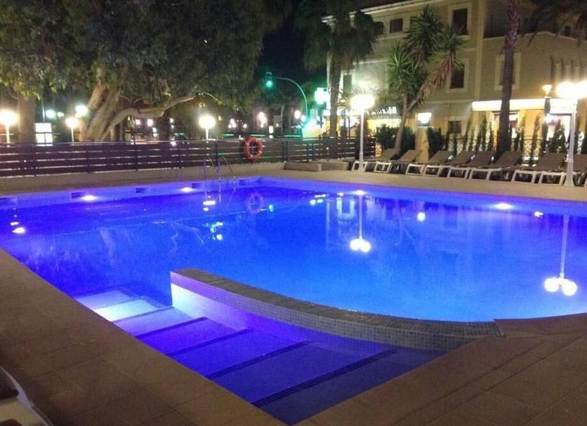 Kolam Foto