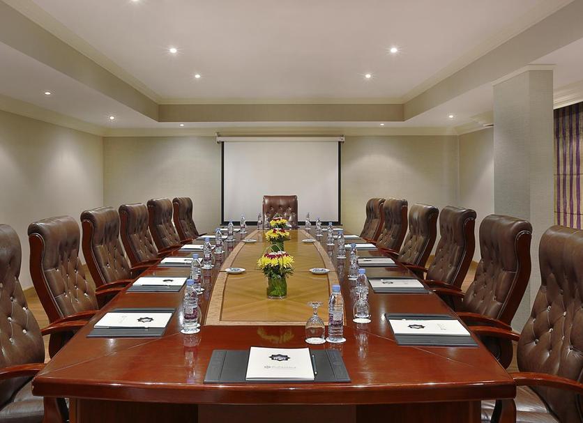 Ruang konferensi Foto