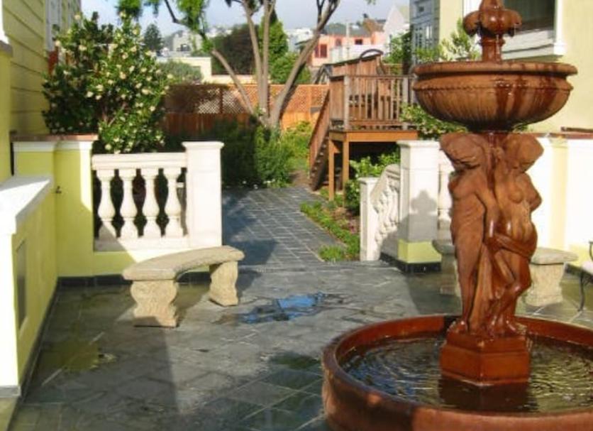 Pemandangan luar Foto