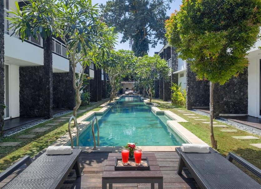 Kolam Foto