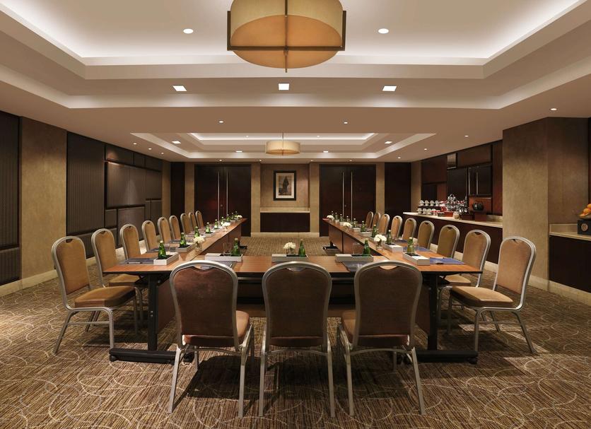 Ruang konferensi Foto