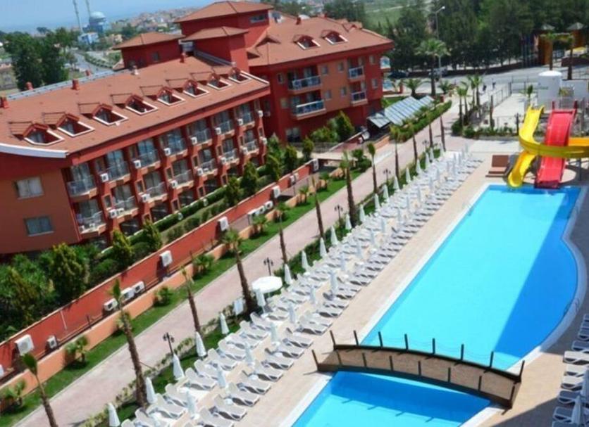 Kolam Foto
