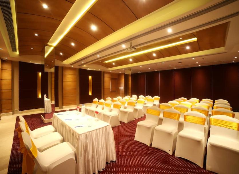 Ruang konferensi Foto