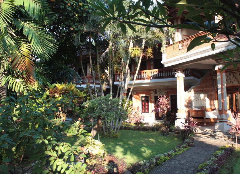Pemandangan luar Foto