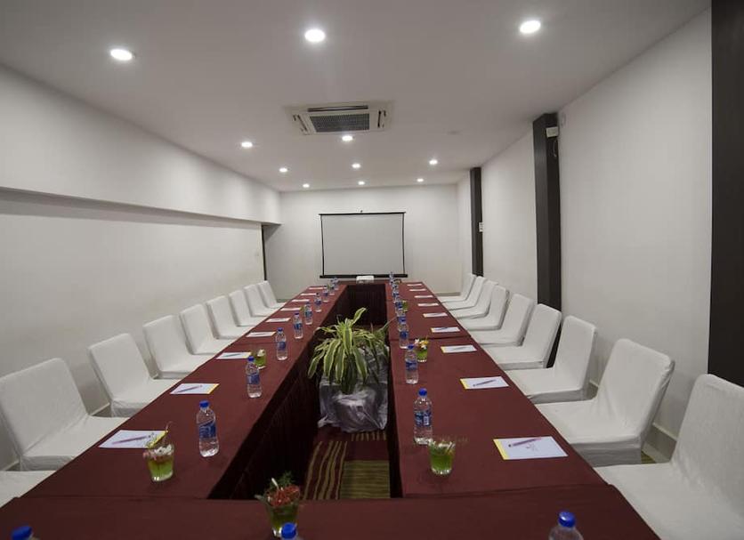 Ruang konferensi Foto