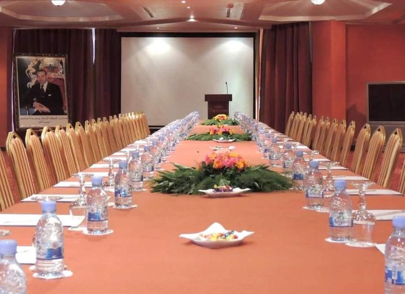 Ruang konferensi Foto
