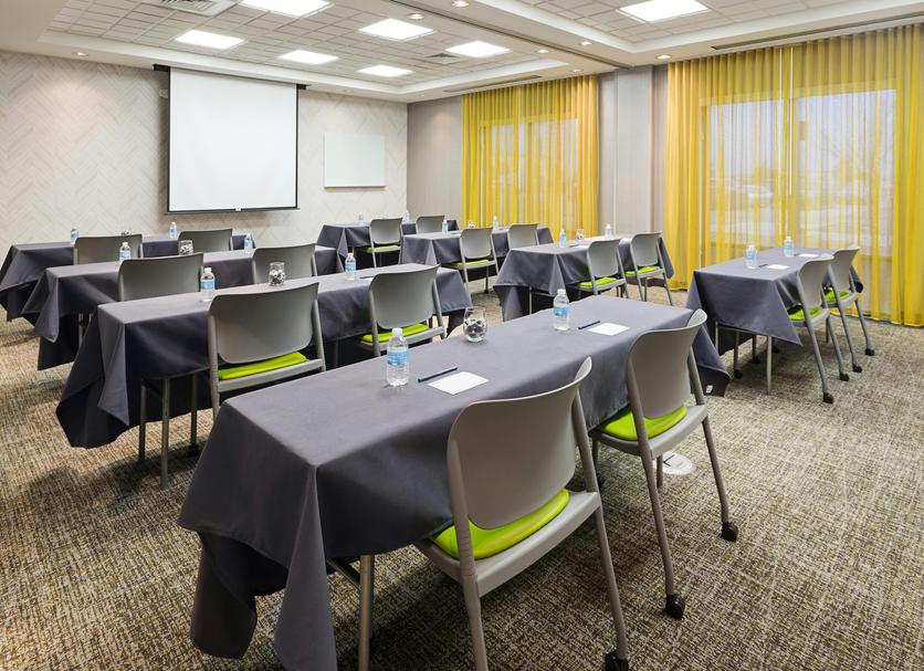 Ruang konferensi Foto