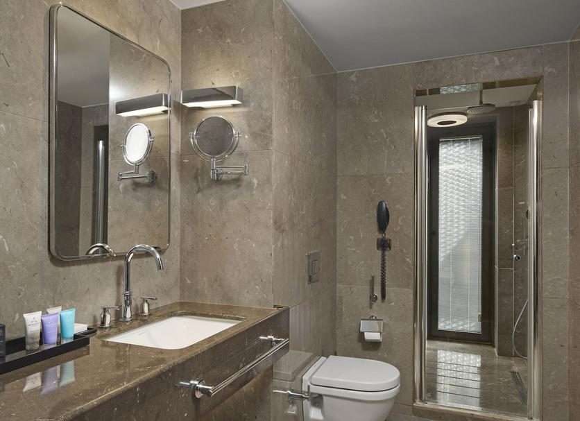 Kamar Mandi Foto