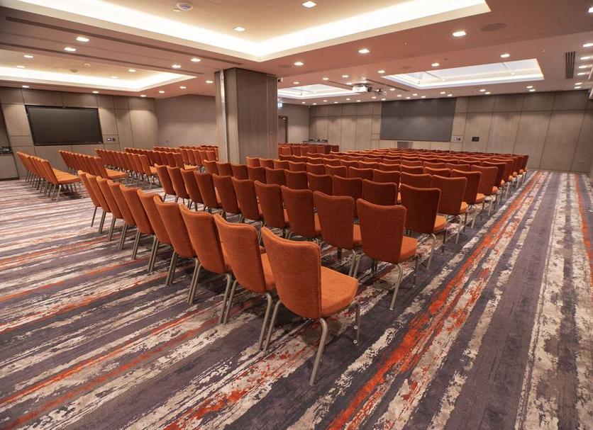 Ruang konferensi Foto