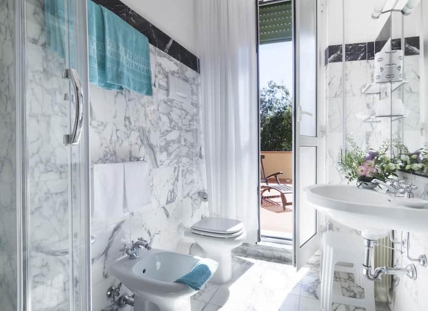 Kamar Mandi Foto