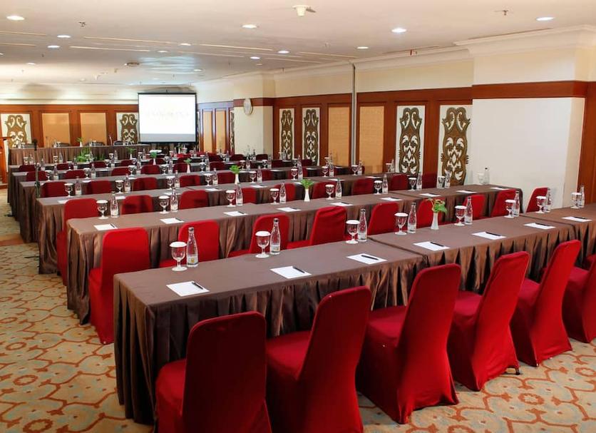 Ruang konferensi Foto