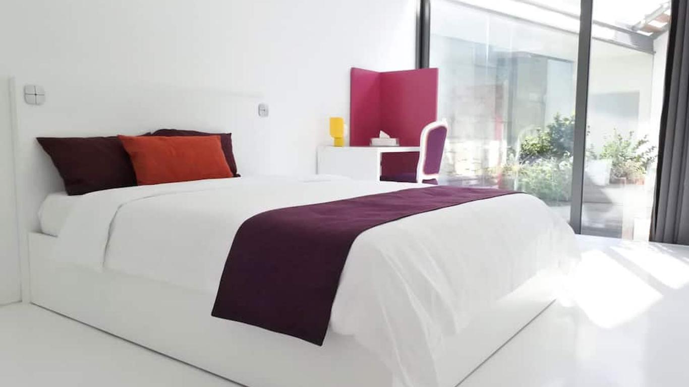 Lokal Hotel