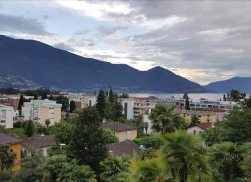Pemandangan luar Foto
