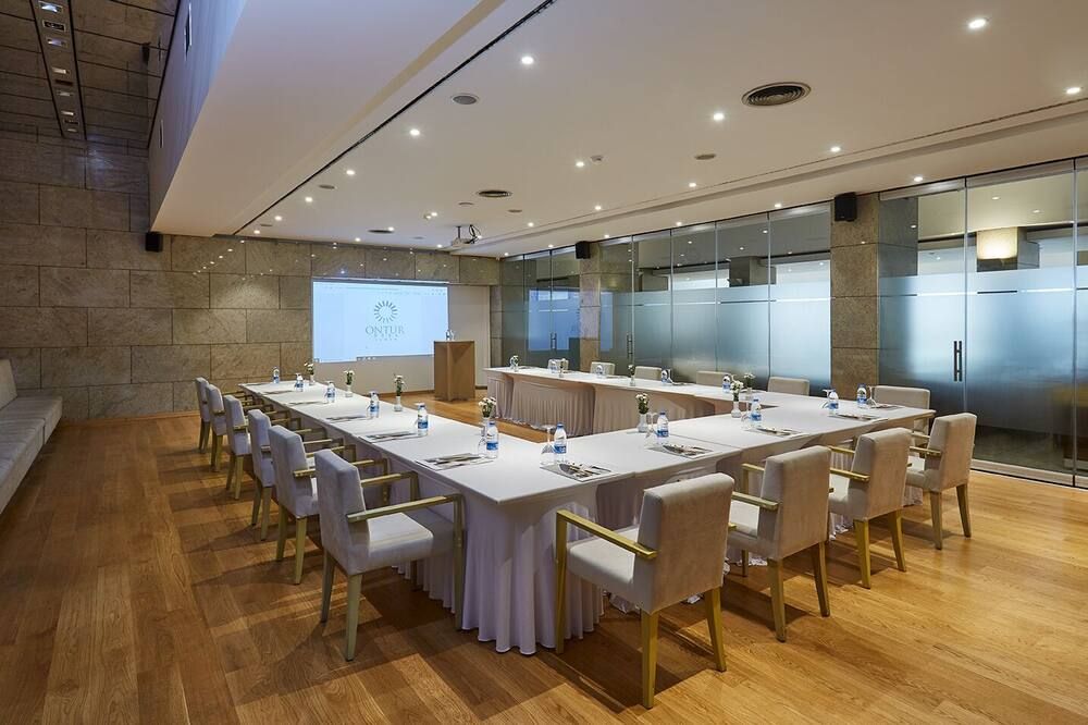 Ruang konferensi
