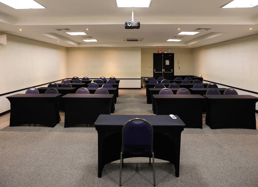 Ruang konferensi Foto
