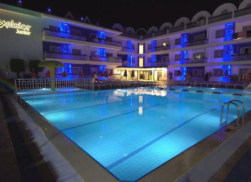 Kolam Foto