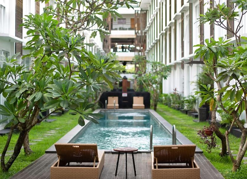 Kolam Foto