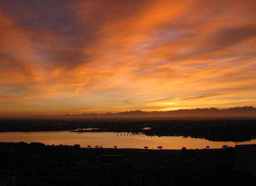 Pemandangan luar Foto