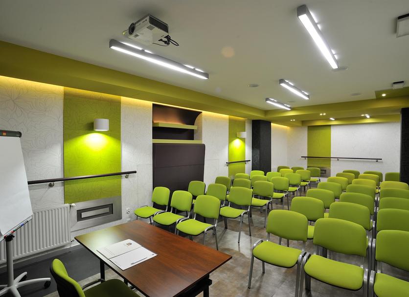 Ruang konferensi Foto
